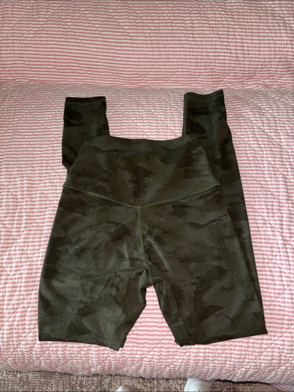 Colorfulkoala Olive Green Seamless Leggings